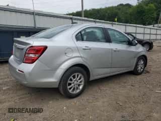 2020 Chevrolet Sonic LT с VIN 1G1JD5SB8L4101667, выставлен на аукционе Copart как лот 60565574 с пробегом 27 427 миль миль и Списание • Salvage title. История ставок и продаж доступна на DreamBid. Изображение 3.