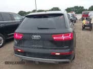 ✅ 2019 Audi Q7 Prestige • VIN: WA1VAAF70KD028979 • Lot: 39346892. Listed on IAAI with 43,604 mi. Free auction sales archive from the USA and detailed vehicle history report at DreamBid. Image 16.