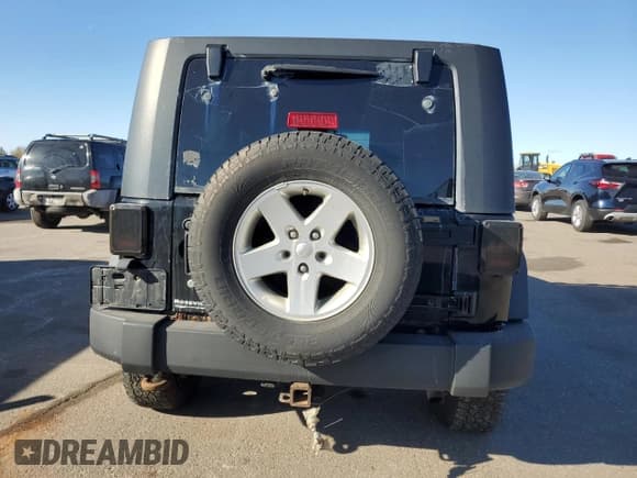 ✅ 2009 Jeep Wrangler Unlimited X • VIN: 1J4GA39109L766079 • Lot: 92519755. Wystawiony na Copart z przebiegiem 275 706 mil. Bezpłatny archiwum sprzedaży aukcyjnych z USA i szczegółowy raport historii pojazdu na DreamBid. Zdjęcie 6.