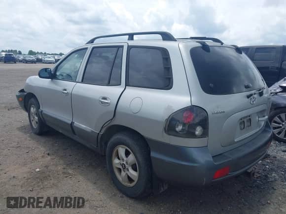 2005 Hyundai Santa Fe GLS z VIN KM8SC73EX5U995981, wystawiony jako IAAI lot #42472107 z przebiegiem 140 419 mil mil oraz . Historia ofert i sprzedaży dostępna na DreamBid. Obrazek 3.