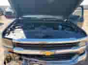2018 Chevrolet Silverado 1500 LT z VIN 3GCPCREH3JG476670, wystawiony jako Copart lot #86244285 z przebiegiem 110 585 mil mil oraz Szkoda całkowita • Salvage title. Historia ofert i sprzedaży dostępna na DreamBid. Obrazek 11.