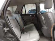 ✅ 2006 Saturn VUE • VIN: 5GZCZ63456S899762 • Lot: 42789916. Wystawiony na IAAI z przebiegiem 226 225 mil. Bezpłatny archiwum sprzedaży aukcyjnych z USA i szczegółowy raport historii pojazdu na DreamBid. Zdjęcie 8.