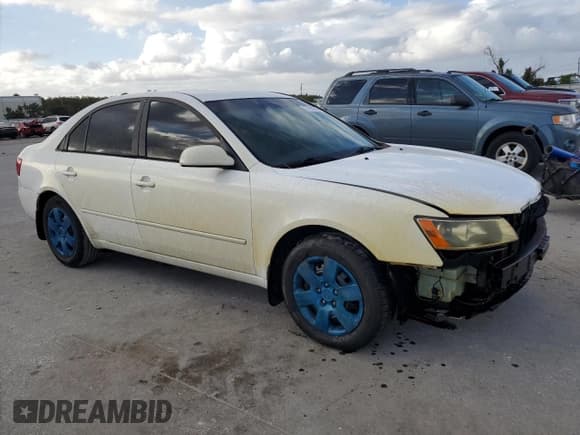 ✅ 2008 Hyundai Sonata GLS • VIN: 5NPET46C38H339002 • Лот: 77191944. Опубликован ранее на Copart с пробегом 201 784 миль. Бесплатный доступ к архиву аукционных продаж из США и подробный отчёт об истории автомобиля на DreamBid. Изображение 4.