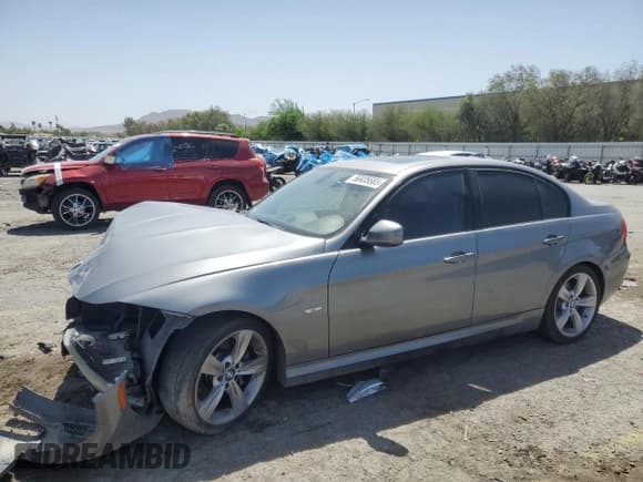 ✅ 2011 BMW 3 Series 335i • VIN: WBAPM5G54BNM68768 • Лот: 56935665. Опубликован ранее на Copart с пробегом 160 732 миль. Бесплатный доступ к архиву аукционных продаж из США и подробный отчёт об истории автомобиля на DreamBid. Изображение 1.
