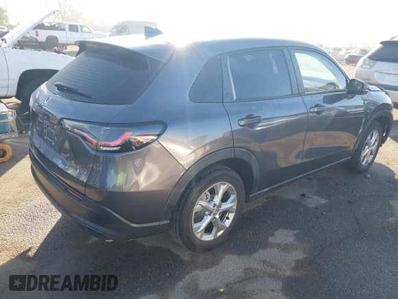 ✅ 2024 Honda HR-V LX • VIN: 3CZRZ1H32RM731258 • Lot: 43654496. Listed on IAAI with 24,752 mi. Free auction sales archive from the USA and detailed vehicle history report at DreamBid. Image 4.