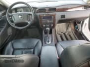 ✅ 2014 Chevrolet Impala LTZ • VIN: 2G1WC5E39E1152302 • Lot: 86253965. Listed on Copart with 121,662 mi. Free auction sales archive from the USA and detailed vehicle history report at DreamBid. Image 8.