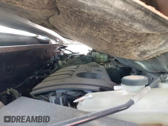 ✅ 2011 Toyota RAV4 • VIN: 2T3ZF4DV7BW092869 • Lot: 43114143. Wystawiony na IAAI z przebiegiem 202 961 mil. Bezpłatny archiwum sprzedaży aukcyjnych z USA i szczegółowy raport historii pojazdu na DreamBid. Zdjęcie 10.