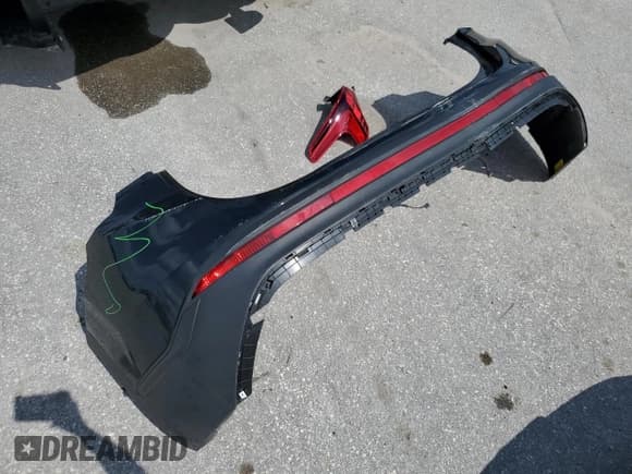 ✅ 2023 Hyundai Santa Fe SEL • VIN: 5NMS24AJ5PH626378 • Lot: 67489844. Wystawiony na Copart z przebiegiem 10 545 mil. Bezpłatny archiwum sprzedaży aukcyjnych z USA i szczegółowy raport historii pojazdu na DreamBid. Zdjęcie 13.