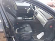 ✅ 2014 Jaguar XF T • VIN: SAJWA0ES4EPU09281 • Lot: 41573590. Wystawiony na IAAI z przebiegiem Nie podano. Bezpłatny archiwum sprzedaży aukcyjnych z USA i szczegółowy raport historii pojazdu na DreamBid. Zdjęcie 5.