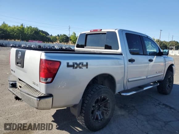 ✅ 2008 Nissan Titan XE • VIN: 1N6AA07C28N354454 • Lot: 81090715. Listed on Copart with 175,970 mi. Free auction sales archive from the USA and detailed vehicle history report at DreamBid. Image 3.