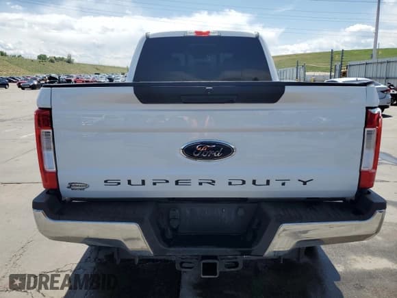 ✅ 2017 Ford F-350 Platinum • VIN: 1FT8W3BT8HEB47658 • Lot: 58339075. Listed on Copart with 89,934 mi. Free auction sales archive from the USA and detailed vehicle history report at DreamBid. Image 6.
