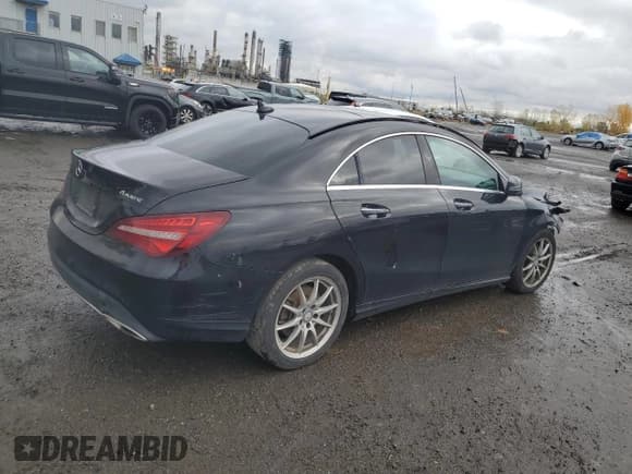 ✅ 2017 Mercedes-Benz CLA 250 • VIN: WDDSJ4GB2HN476324 • Lot: 87399115. Wystawiony na Copart z przebiegiem 126 538 mil. Bezpłatny archiwum sprzedaży aukcyjnych z USA i szczegółowy raport historii pojazdu na DreamBid. Zdjęcie 3.