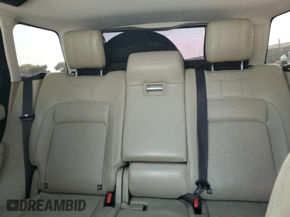 ✅ 2018 Land Rover Range Rover HSE • VIN: SALGS2SV1JA387577 • Lot: 68626375. Listed on Copart with 76,213 mi. Free auction sales archive from the USA and detailed vehicle history report at DreamBid. Image 10.