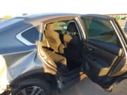 ✅ 2015 Nissan Altima SV • VIN: 1N4AL3APXFC597213 • Lot: 43486708. Wystawiony na IAAI z przebiegiem 41 178 mil. Bezpłatny archiwum sprzedaży aukcyjnych z USA i szczegółowy raport historii pojazdu na DreamBid. Zdjęcie 8.