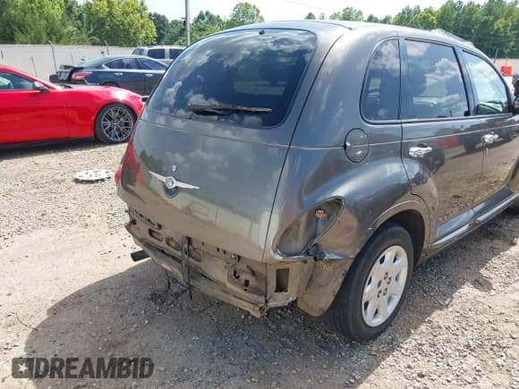 ✅ 2002 Chrysler PT Cruiser • VIN: 3C4FY48B92T376802 • Lot: 42809754. Listed on IAAI with 161,964 mi. Free auction sales archive from the USA and detailed vehicle history report at DreamBid. Image 6.