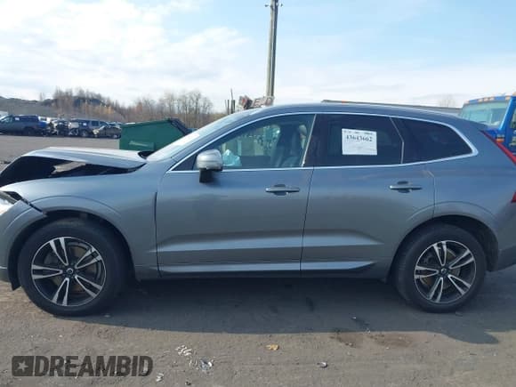 ✅ 2020 Volvo XC60 Momentum • VIN: YV4A22RK7L1410322 • Lot: 43643662. Listed on IAAI with 55,911 mi. Free auction sales archive from the USA and detailed vehicle history report at DreamBid. Image 14.