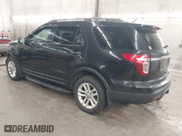 ✅ 2015 Ford Explorer • VIN: 1FM5K8B83FGA63879 • Lot: 43464218. Listed on IAAI with 223,473 mi. Free auction sales archive from the USA and detailed vehicle history report at DreamBid. Image 3.