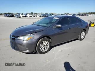 ✅ 2016 Toyota Camry LE • VIN: 4T4BF1FK7GR580969 • Lot: 89654675. Listed on Copart with 174,649 mi. Free auction sales archive from the USA and detailed vehicle history report at DreamBid. Image 1.