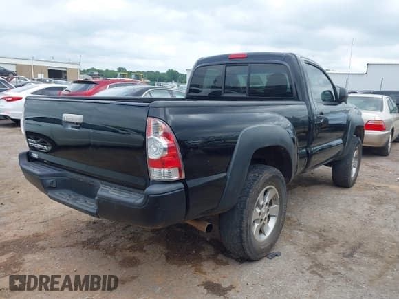 ✅ 2011 Toyota Tacoma • VIN: 5TFPX4EN1BX005899 • Lot: 42626321. Listed on IAAI with 152,098 mi. Free auction sales archive from the USA and detailed vehicle history report at DreamBid. Image 4.