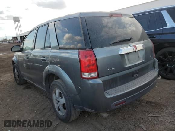 2007 Saturn VUE V6 z VIN 5GZCZ534X7S865182, wystawiony jako Copart lot #43450535 z przebiegiem 195 547 mil mil oraz Czysty tytuł • Clean title. Historia ofert i sprzedaży dostępna na DreamBid. Obrazek 2.