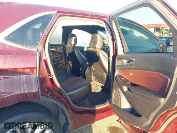 ✅ 2020 Ford Edge Titanium • VIN: 2FMPK4K96LBB12134 • Lot: 43783459. Listed on IAAI with 89,464 mi. Free auction sales archive from the USA and detailed vehicle history report at DreamBid. Image 8.