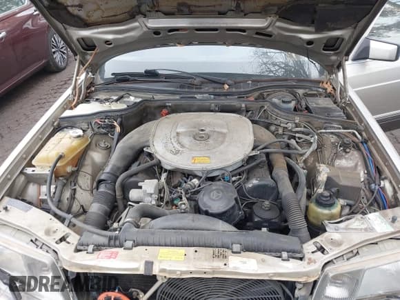 ✅ 1987 Mercedes-Benz 560 • VIN: WDBCA39D5HA357048 • Lot: 41672343. Listed on IAAI with 151,635 mi. Free auction sales archive from the USA and detailed vehicle history report at DreamBid. Image 10.