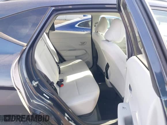 2024 Hyundai Kona SEL with VIN KM8HB3ABXRU184590, listed as a IAAI auction lot 41701589 with 10,063 mi miles and . Bid and sale history available at DreamBid. Image 8.