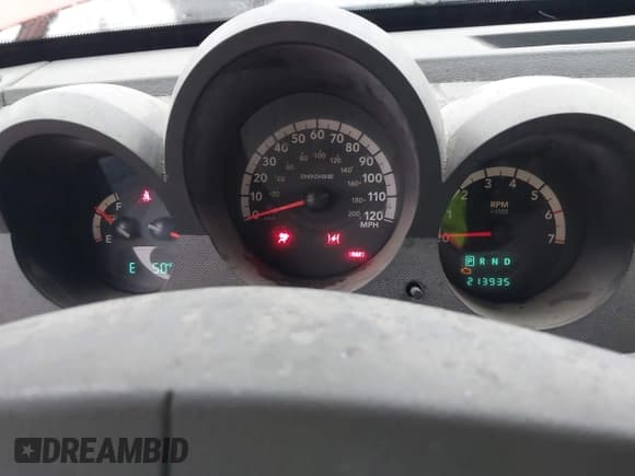 ✅ 2007 Dodge Nitro SXT • VIN: 1D8GU28K17W601446 • Lot: 41014232. Wystawiony na IAAI z przebiegiem 213 935 mil. Bezpłatny archiwum sprzedaży aukcyjnych z USA i szczegółowy raport historii pojazdu na DreamBid. Zdjęcie 7.