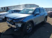 ✅ 2023 Toyota Highlander L • VIN: 5TDKDRBH8PS524248 • Lot: 43288698. Listed on IAAI with 32,363 mi. Free auction sales archive from the USA and detailed vehicle history report at DreamBid. Image 18.