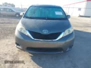 ✅ 2011 Toyota Sienna LE • VIN: 5TDKK3DC4BS109246 • Lot: 43685516. Listed on IAAI with 182,496 mi. Free auction sales archive from the USA and detailed vehicle history report at DreamBid. Image 12.