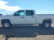 ✅ 2008 Chevrolet Silverado 2500HD 1LT • VIN: 1GCHC23668F121517 • Lot: 42783735. Wystawiony na IAAI z przebiegiem 256 197 mil. Bezpłatny archiwum sprzedaży aukcyjnych z USA i szczegółowy raport historii pojazdu na DreamBid. Zdjęcie 14.