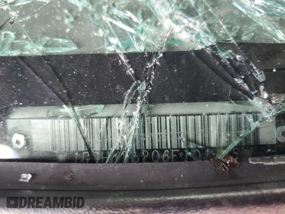 ✅ 2006 Chevrolet Silverado 2500HD LT3 • VIN: 1GCHK23206F101115 • Lot: 68626005. Wystawiony na Copart z przebiegiem Nie podano. Bezpłatny archiwum sprzedaży aukcyjnych z USA i szczegółowy raport historii pojazdu na DreamBid. Zdjęcie 12.