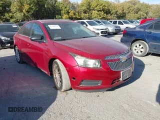 ✅ 2014 Chevrolet Cruze 1LT • VIN: 1G1PC5SB8E7306629 • Lot: 43700578. Listed on IAAI with 165,542 mi. Free auction sales archive from the USA and detailed vehicle history report at DreamBid. Image 1.