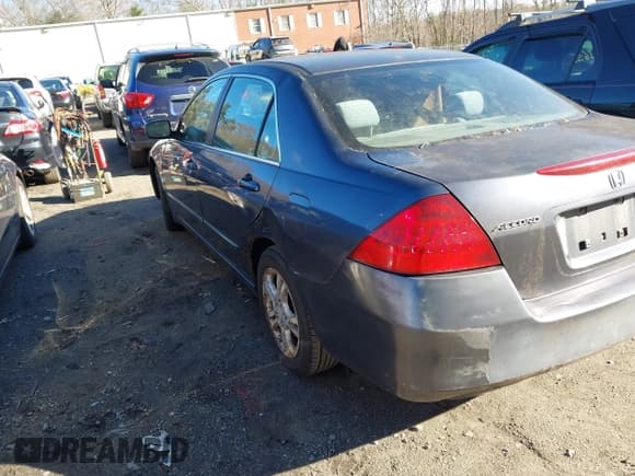 ✅ 2006 Honda Accord LX SE • VIN: 1HGCM56366A069909 • Lot: 43828790. Listed on IAAI with 235,686 mi. Free auction sales archive from the USA and detailed vehicle history report at DreamBid. Image 3.