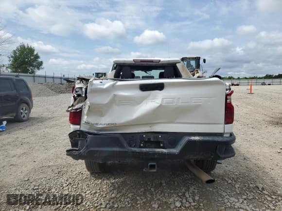 ✅ 2022 Chevrolet Silverado 2500HD Work Truck • VIN: 1GC4YLE7XNF238170 • Лот: 67218035. Опубликован ранее на Copart с пробегом 98 799 миль. Бесплатный доступ к архиву аукционных продаж из США и подробный отчёт об истории автомобиля на DreamBid. Изображение 6.