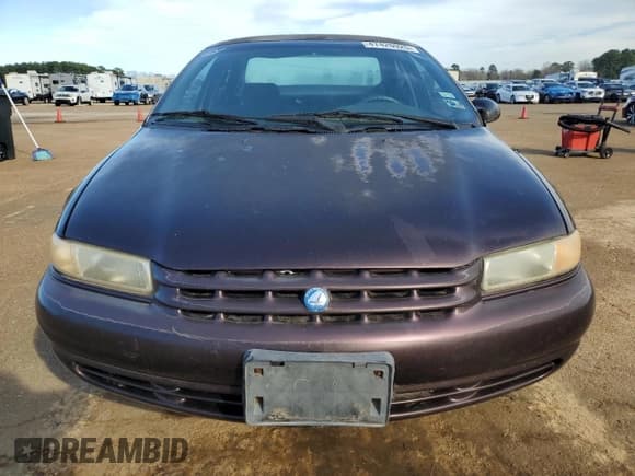 ✅ 1997 Plymouth Breeze • VIN: 1P3EJ46C7VN619622 • Lot: 47420925. Wystawiony na Copart z przebiegiem Nie podano. Bezpłatny archiwum sprzedaży aukcyjnych z USA i szczegółowy raport historii pojazdu na DreamBid. Zdjęcie 5.