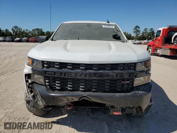 ✅ 2021 Chevrolet Silverado 1500 Custom Trail Boss • VIN: 1GCPYCEF0MZ360361 • Lot: 77832814. Wystawiony na Copart z przebiegiem 28 735 mil. Bezpłatny archiwum sprzedaży aukcyjnych z USA i szczegółowy raport historii pojazdu na DreamBid. Zdjęcie 5.