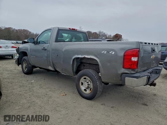 ✅ 2009 Chevrolet Silverado 2500HD Work Truck • VIN: 1GCHK44K79E126775 • Лот: 93675525. Опубликован ранее на Copart с пробегом 114 483 миль. Бесплатный доступ к архиву аукционных продаж из США и подробный отчёт об истории автомобиля на DreamBid. Изображение 2.