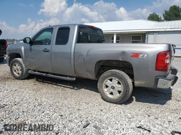 ✅ 2009 Chevrolet Silverado 1500 LT • VIN: 1GCEK29009Z205809 • Lot: 58834574. Listed on Copart with 239,597 mi. Free auction sales archive from the USA and detailed vehicle history report at DreamBid. Image 2.