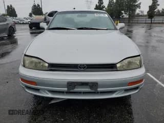 ✅ 1994 Toyota Camry LE • VIN: 4T1SK12E2RU384575 • Лот: 86285195. Опубликован ранее на Copart с пробегом 215 202 миль. Бесплатный доступ к архиву аукционных продаж из США и подробный отчёт об истории автомобиля на DreamBid. Изображение 5.