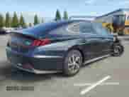 ✅ 2020 Hyundai Sonata Blue • VIN: KMHL24JJ1LA015266 • Лот: 81714165. Опубликован ранее на Copart с пробегом 118 939 миль. Бесплатный доступ к архиву аукционных продаж из США и подробный отчёт об истории автомобиля на DreamBid. Изображение 3.