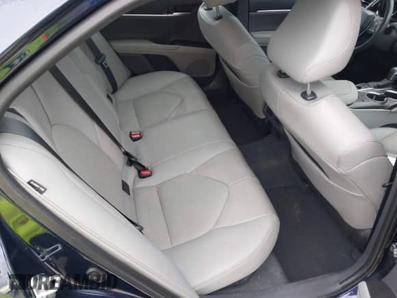 2022 Toyota Camry Hybrid XLE with VIN 4T1F31AK4NU591517, listed as a IAAI auction lot 42216959 with 36,048 mi miles and . Bid and sale history available at DreamBid. Image 8.