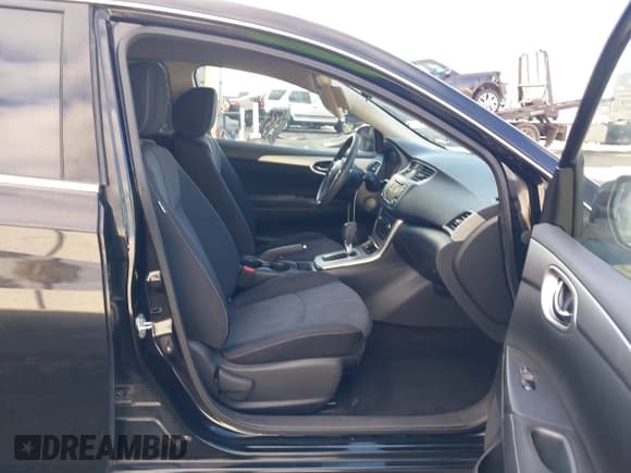 ✅ 2015 Nissan Sentra SV • VIN: 3N1AB7AP2FL672918 • Lot: 43744789. Listed on IAAI with 157,826 mi. Free auction sales archive from the USA and detailed vehicle history report at DreamBid. Image 5.