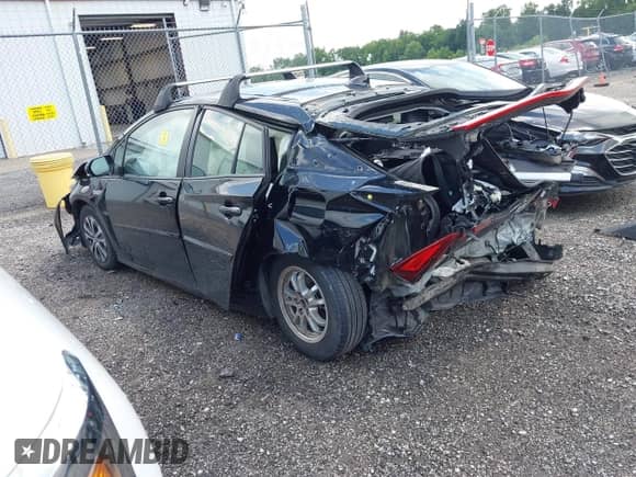 2022 Toyota Prius Limited z VIN JTDKAMFPXN3227770, wystawiony jako IAAI lot #42695882 z przebiegiem 42 373 mil mil oraz . Historia ofert i sprzedaży dostępna na DreamBid. Obrazek 3.