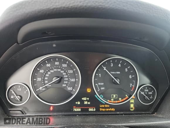 ✅ 2015 BMW 3 Series 328i xDrive • VIN: WBA3B5G58FNS17357 • Лот: 84263415. Опубликован ранее на Copart с пробегом 78 300 миль. Бесплатный доступ к архиву аукционных продаж из США и подробный отчёт об истории автомобиля на DreamBid. Изображение 9.