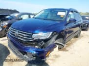 ✅ 2024 Volkswagen Tiguan SE • VIN: 3VVMB7AX0RM134163 • Lot: 43263812. Wystawiony na IAAI z przebiegiem 10 479 mil. Bezpłatny archiwum sprzedaży aukcyjnych z USA i szczegółowy raport historii pojazdu na DreamBid. Zdjęcie 18.