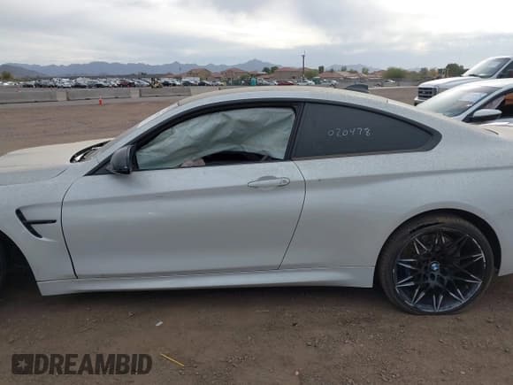 ✅ 2020 BMW M4 • VIN: WBS4Y9C00LFH65779 • Лот: 41729829. Опубликован ранее на IAAI с пробегом 20 478 миль. Бесплатный доступ к архиву аукционных продаж из США и подробный отчёт об истории автомобиля на DreamBid. Изображение 14.