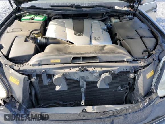 ✅ 2004 Lexus LS 430 • VIN: JTHBN36F440163763 • Lot: 80382205. Listed on Copart with 185,115 mi. Free auction sales archive from the USA and detailed vehicle history report at DreamBid. Image 11.