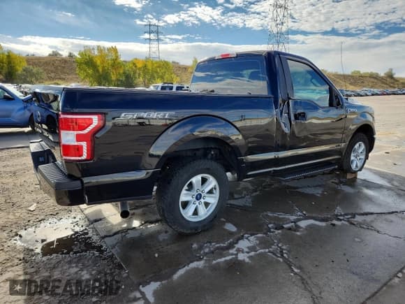 ✅ 2018 Ford F-150 XL • VIN: 1FTMF1CP1JKD45476 • Lot: 85862685. Listed on Copart with 54,079 mi. Free auction sales archive from the USA and detailed vehicle history report at DreamBid. Image 3.