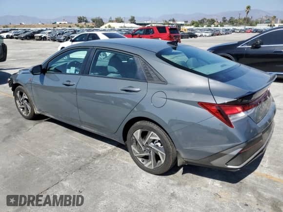 2025 Hyundai Elantra SEL Sport with VIN KMHLM4DG5SU011213, listed as a Copart auction lot 80863655 with 2,851 mi miles and Salvage title. Bid and sale history available at DreamBid. Image 2.